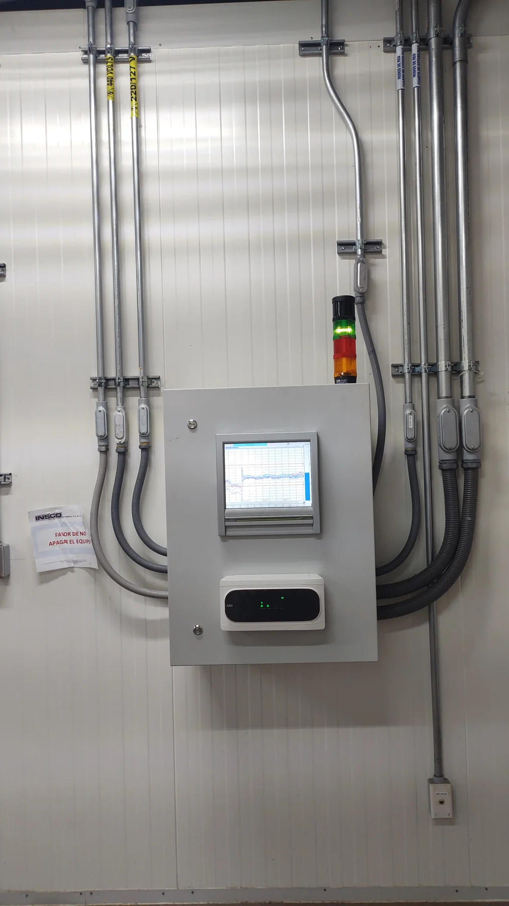 Tablero de control y registro de temperatura del proyecto Sanofi